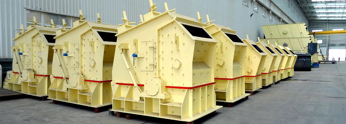 明礬石反擊式破碎機(jī)