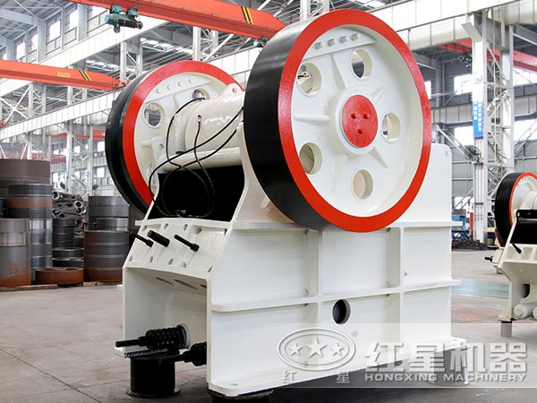 新型環(huán)保破碎機(jī)