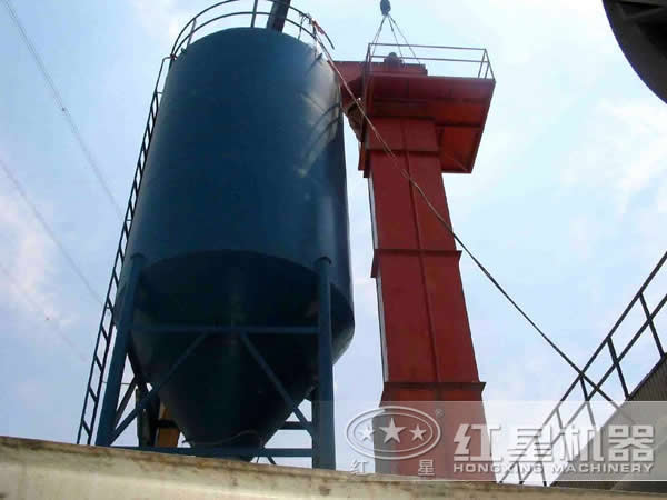 斗士提升機(jī)