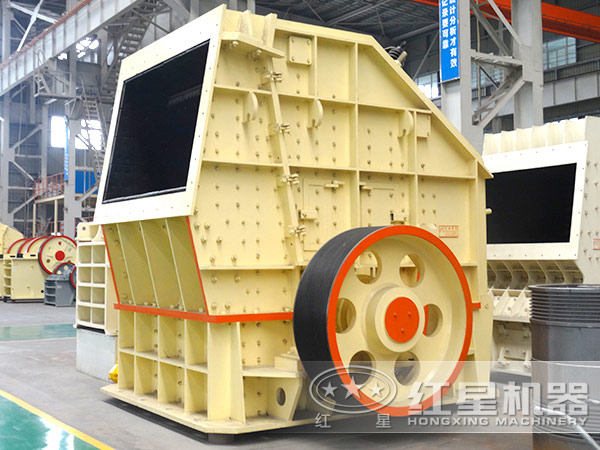 透輝石（PF系列）反擊式破碎機(jī)