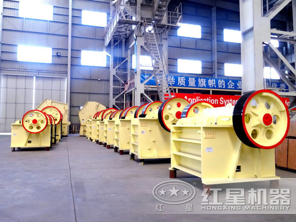 pe鄂破機(jī)車間圖