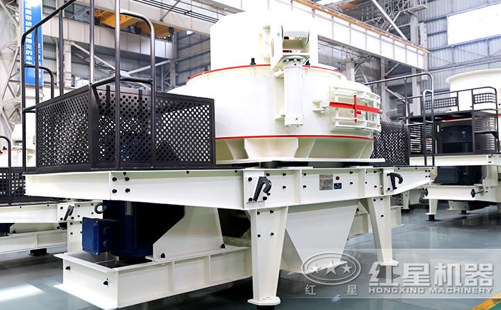 HVI型鵝卵石制砂機側面實拍