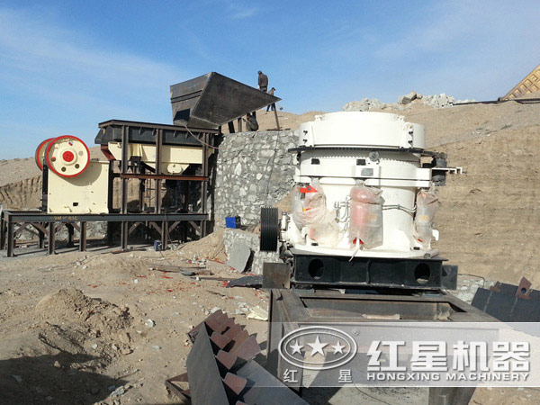 時(shí)產(chǎn)400噸鵝卵石制砂生產(chǎn)線現(xiàn)場(chǎng)實(shí)拍