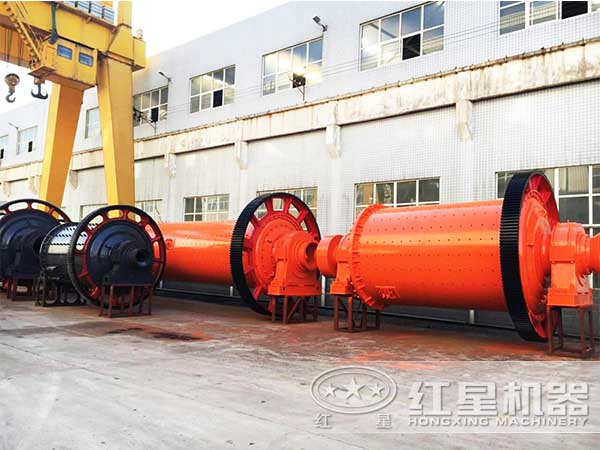 鐵礦石球磨機設備廠區實拍