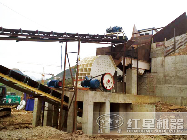 機制砂錘式破碎機設(shè)備生產(chǎn)現(xiàn)場實拍