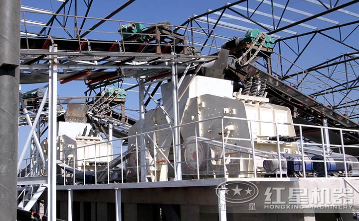 河北用戶反擊式破碎機(jī)生產(chǎn)現(xiàn)場(chǎng)