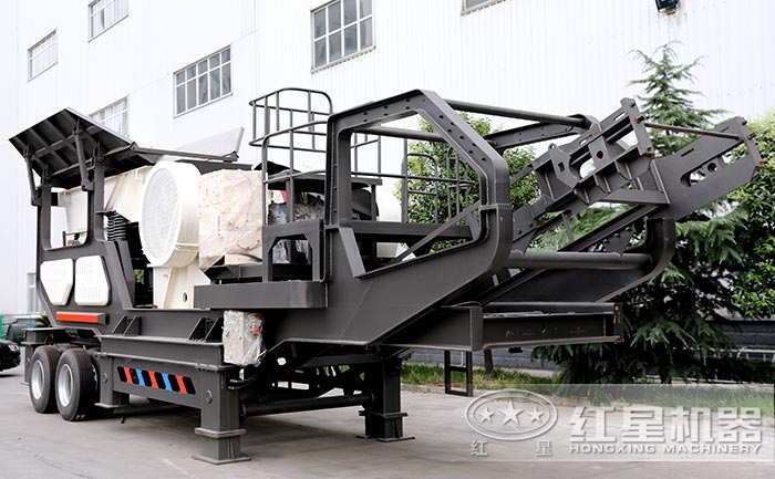 顎破輪胎移動(dòng)破碎站