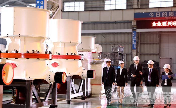 玄武巖粉碎機(jī)設(shè)備廠區(qū)