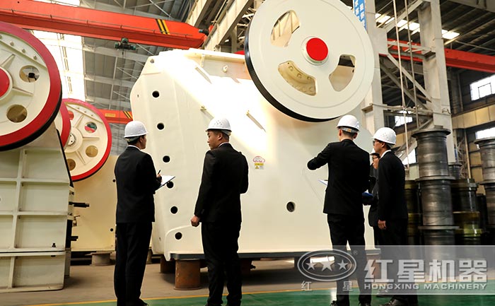 螢石顎式破碎機(jī)