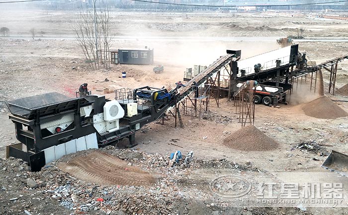 鄂式建筑垃圾破碎機(jī)+輪胎式移動(dòng)反擊式建筑垃圾破碎機(jī)