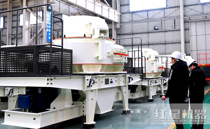 用戶參觀、咨詢紅星河卵石制砂機廠區