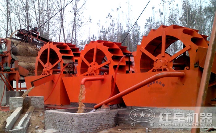 礦石洗砂機(jī)在生產(chǎn)現(xiàn)場(chǎng)實(shí)拍