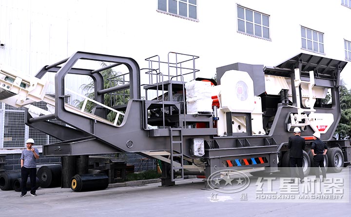 移動式石子破碎機設備用戶來廠考察