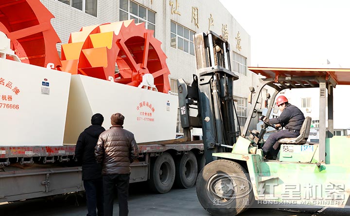 客戶到廠選購水洗砂設(shè)備