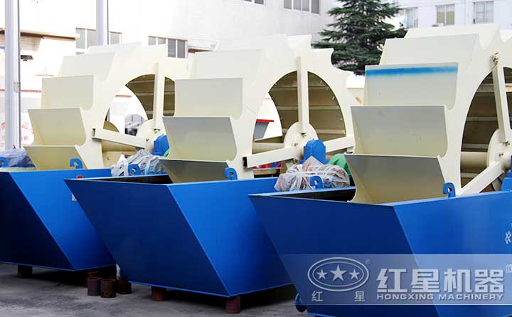 輪斗式河卵石洗砂機設(shè)備正面實拍