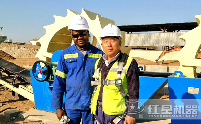 紅星工程師親臨用戶現場，指導洗砂機安裝，保障機器運行