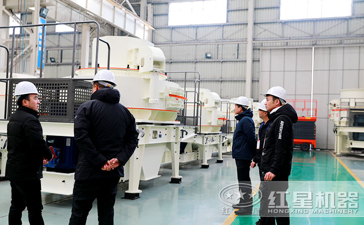 客戶到廠實(shí)地考察，并進(jìn)行現(xiàn)場(chǎng)技術(shù)咨詢，表示很滿意