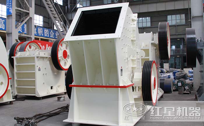 機(jī)制砂錘式破碎機(jī)實(shí)拍-PCZ型