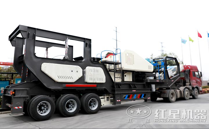移動(dòng)顎式粉碎機(jī)發(fā)貨