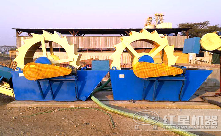 山砂洗砂機(jī)現(xiàn)場