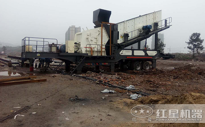 廣東建筑垃圾粉碎機工作現(xiàn)場