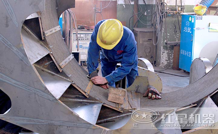 匠心鑄造設備，紅星洗砂機生產車間展示