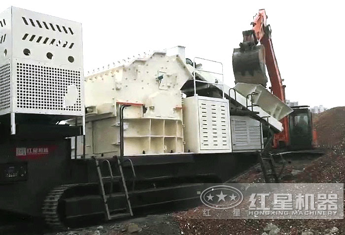 移動(dòng)破碎機(jī)搭載細(xì)碎機(jī)