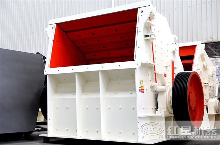 大型反擊式破碎機