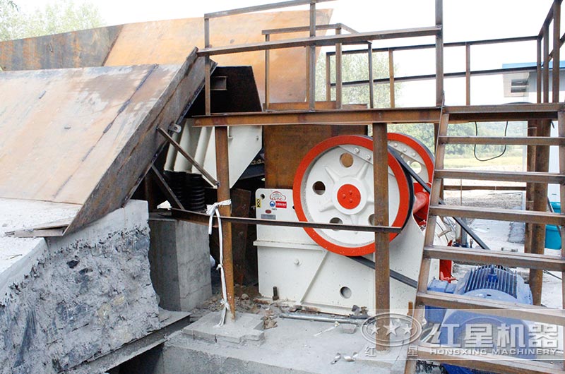 小型石灰粉碎機(jī)