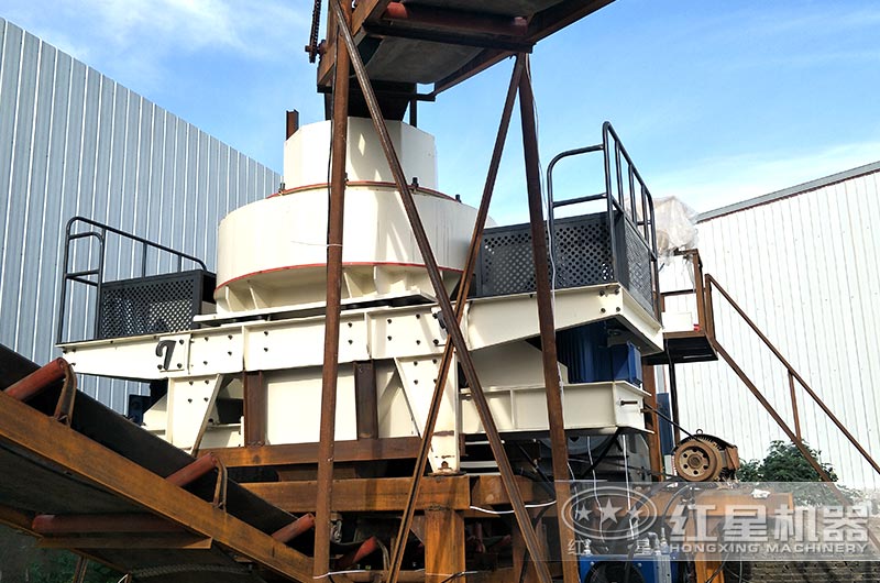 采石場(chǎng)破碎機(jī)設(shè)備