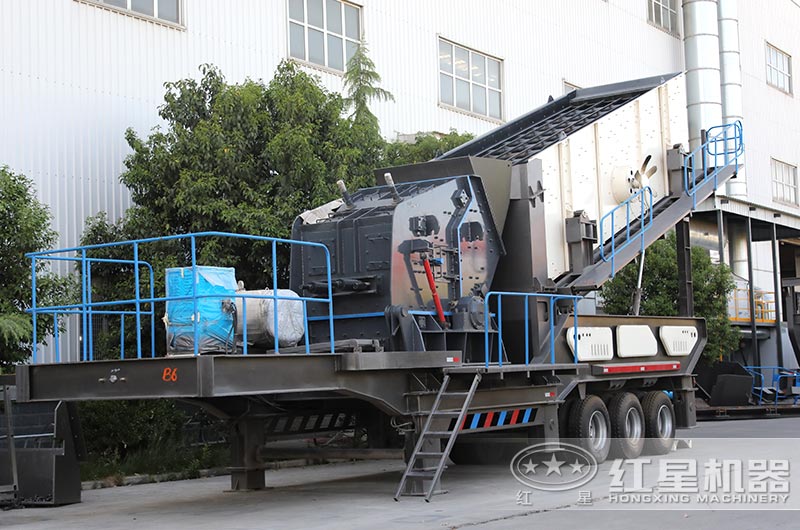 反擊式移動破碎機圖片