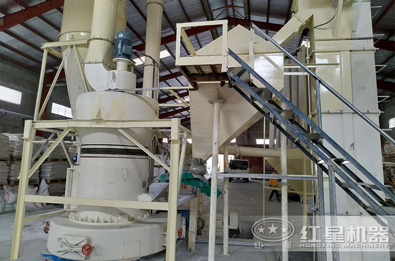 超細立式磨粉機環保現場