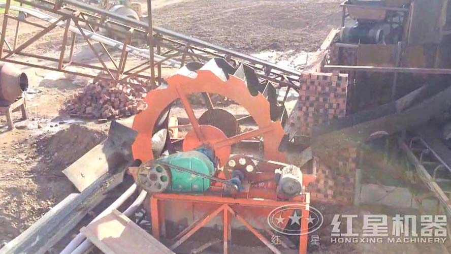時產100噸輪斗式洗砂機工作視頻